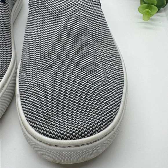 Rothy's The Orginal Slip On Sneakers Athletic Shoes Blue White Women's size 7 - Picture 3 of 9